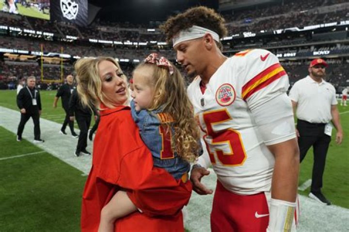 Patrick Mahomes, Brittany Matthews&rsquo; Photos With Daughter Sterling