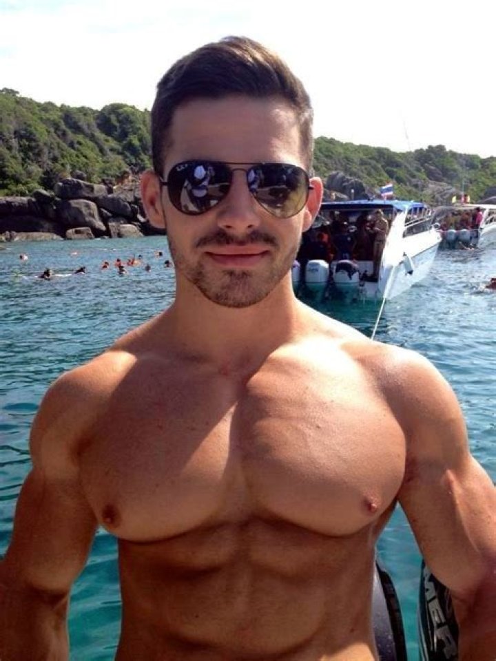 Pecs Muscle Hunks, Men's Muscle, Hairy Men, Bearded Men, Physique
