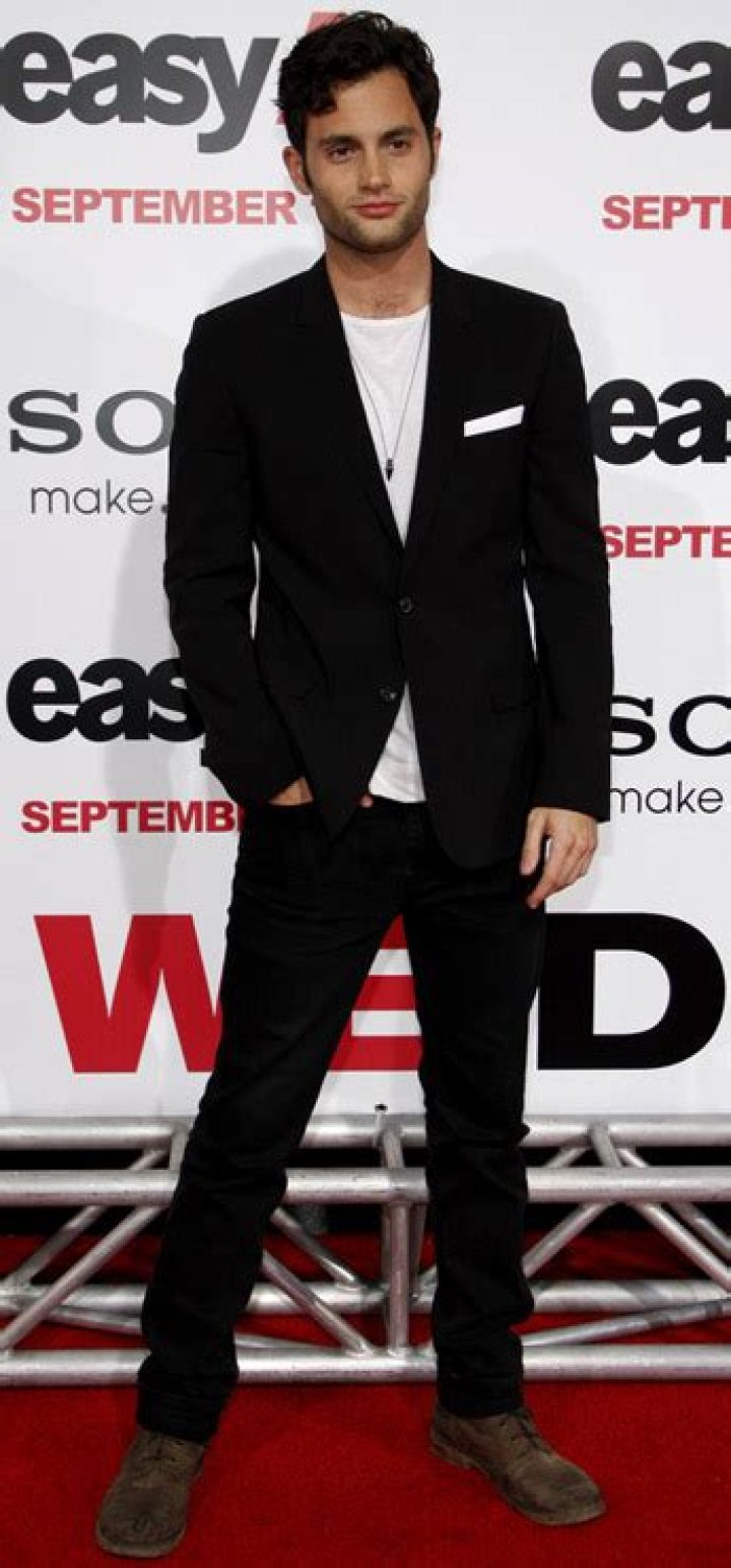 Penn Badgley Height