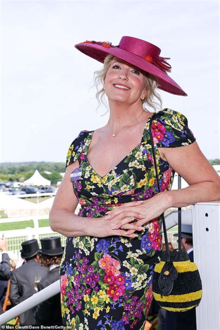 Penny Lancaster Instagram Rod Stewart&rsquo;s wife poses makeup free amid