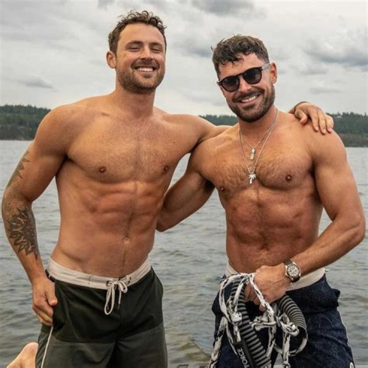 People are speculating about Zac Efron's 'new' face here's why it can