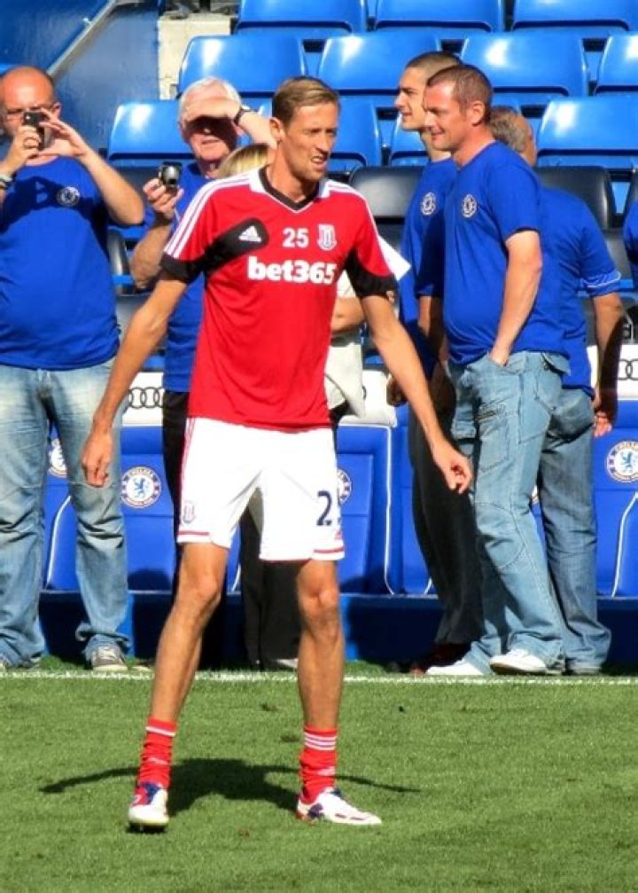 Peter Crouch Height, Weight, Age, Body Statistics Healthy Celeb