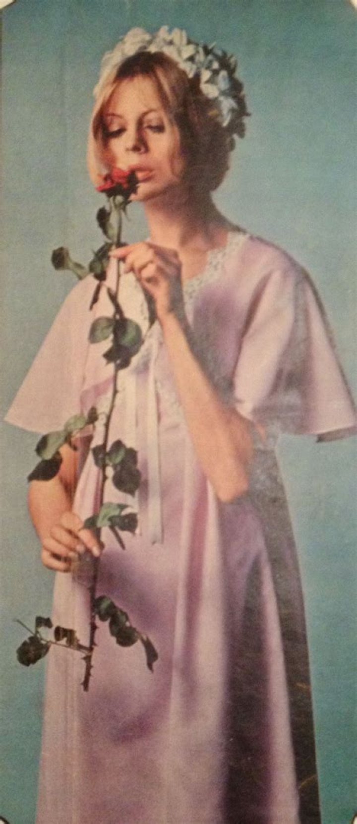 Petticoat magazine 1960s Model Susan EllisJones
