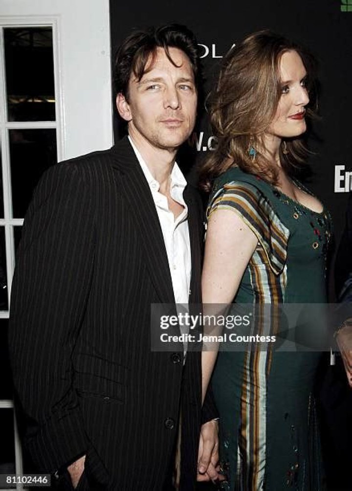 Photo Andrew McCarthy and wife arrive for the premiere of "Green Zone