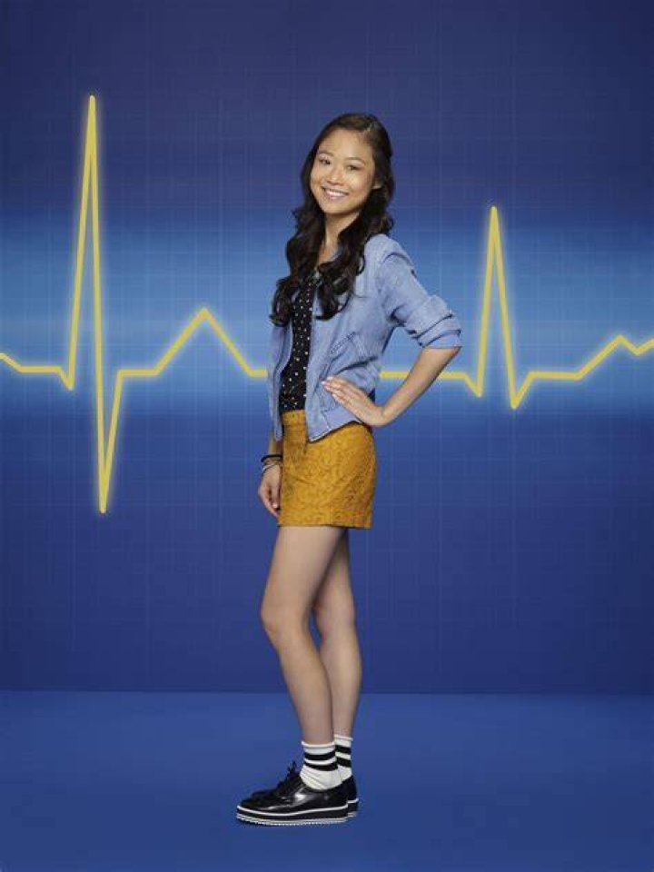 Photo de Krista Marie Yu Dr. Ken Photo Ken Jeong, Dave Foley, Tisha