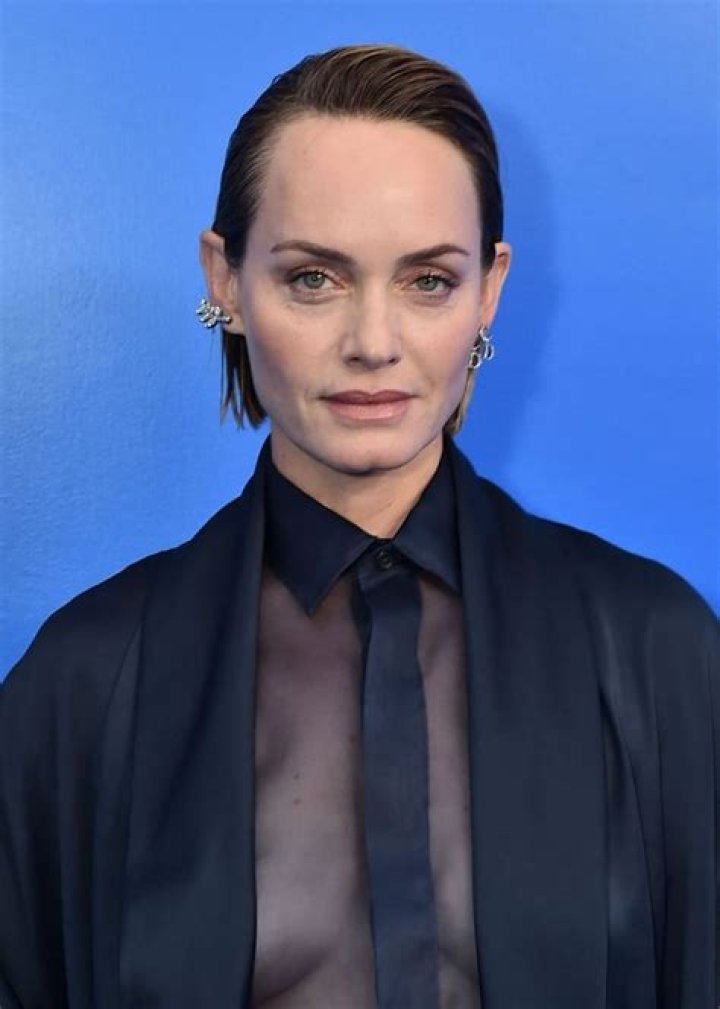 Picture of Amber Valletta