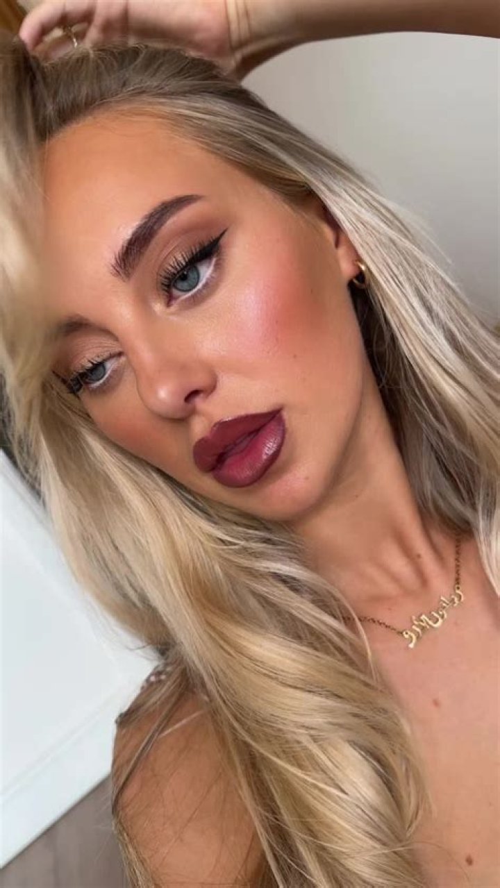 Picture of Rhiannon Blue Taylor