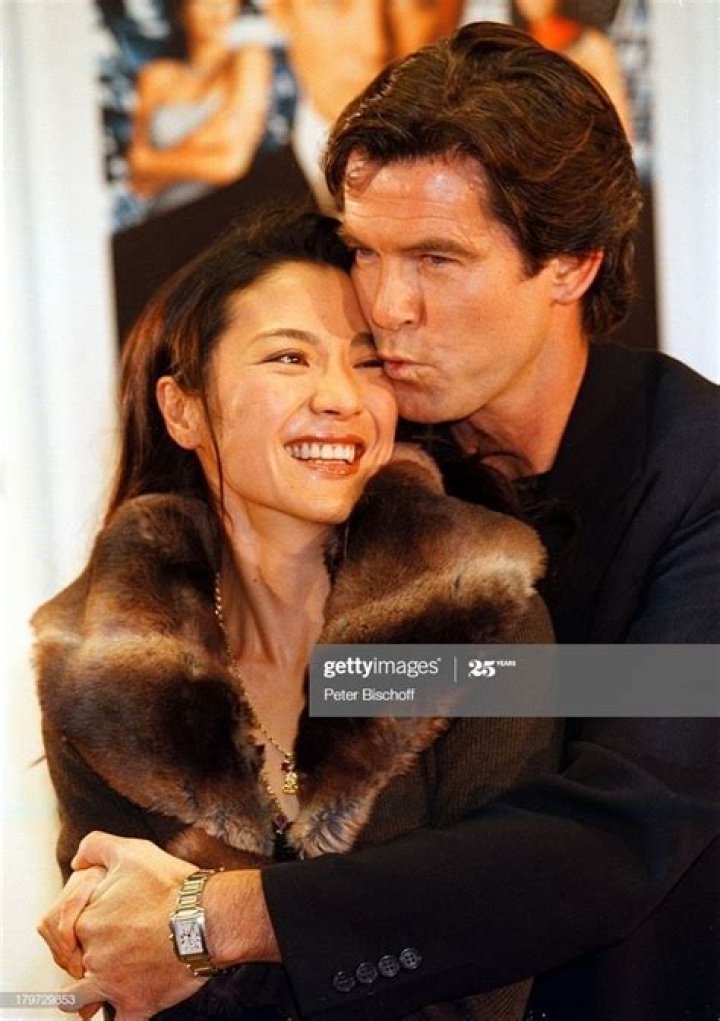 Pierce Brosnan, Michelle Yeoh 1998 Michelle yeoh, Pierce brosnan