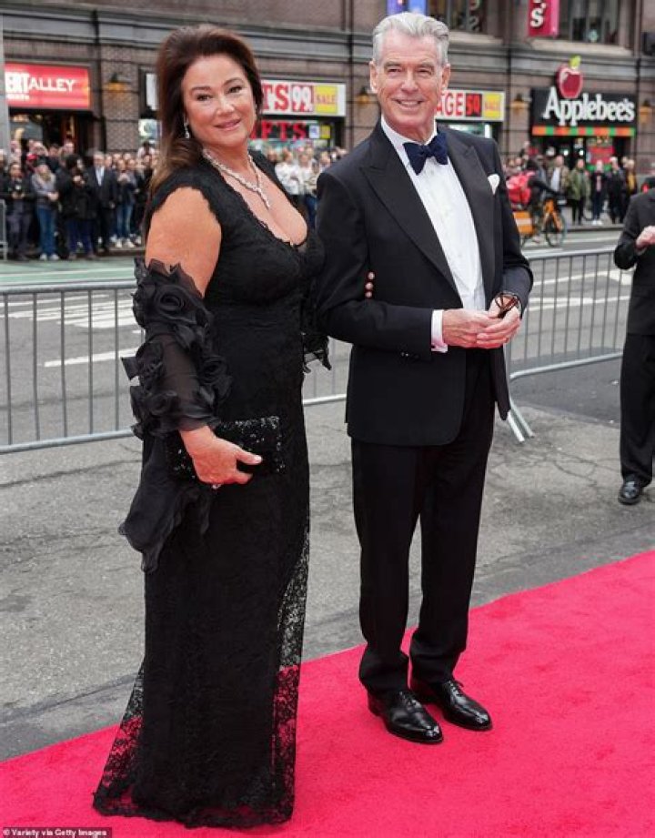 Pierce Brosnan&rsquo;s glamorous wife Keely looks sensational in sequins and