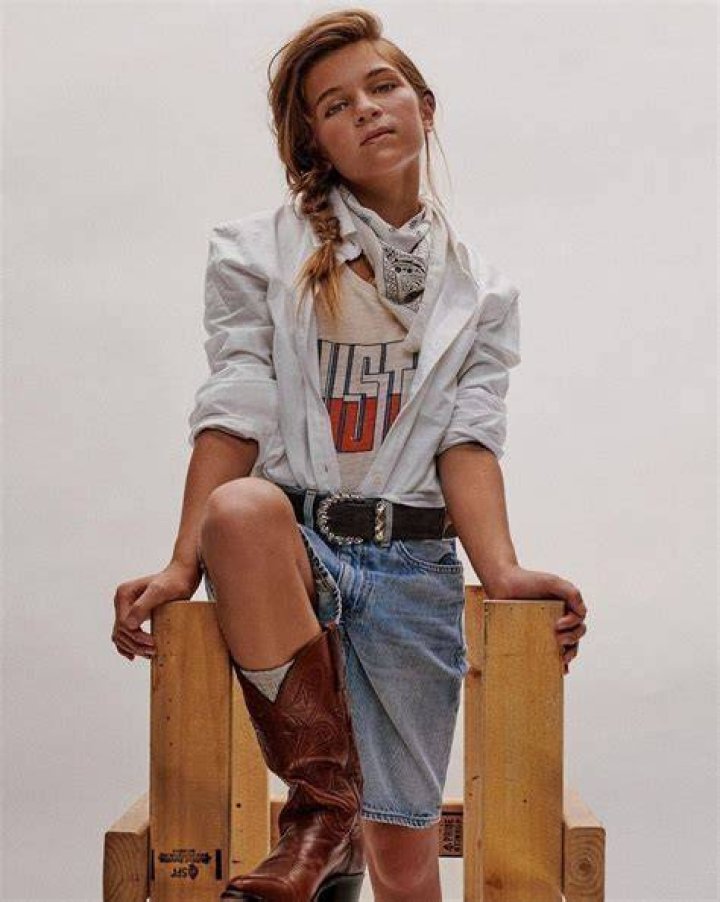 Pin by Bob Mecum on Reagan Revord Missy cooper, Raegan, Pretty people