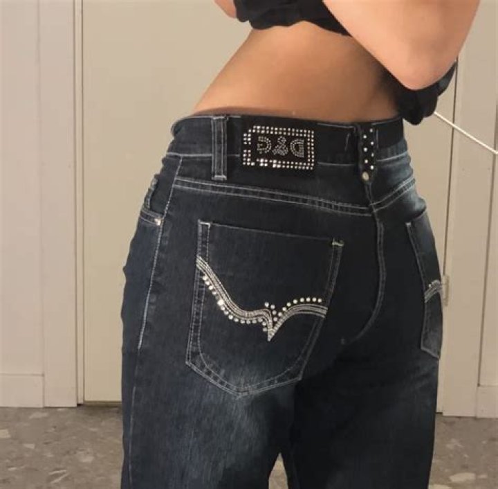 Pin de Pa em Jeans babe Moda, Moda intima feminina, Moda intima