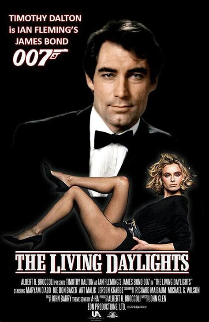 Pin on JAMES BOND Affiches