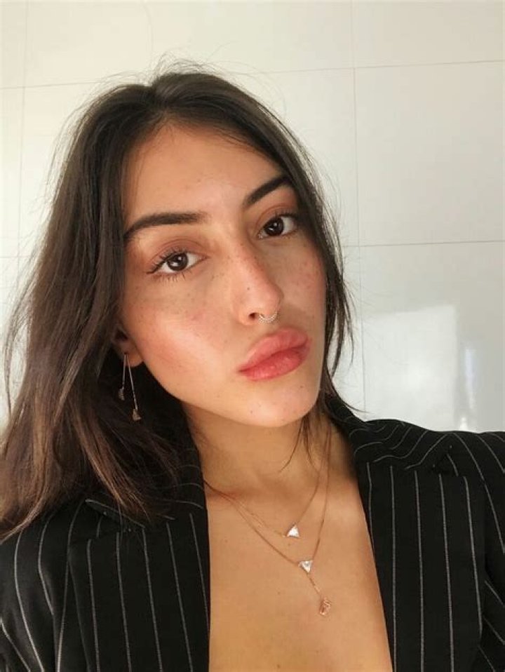 Pin on Maju Trindade