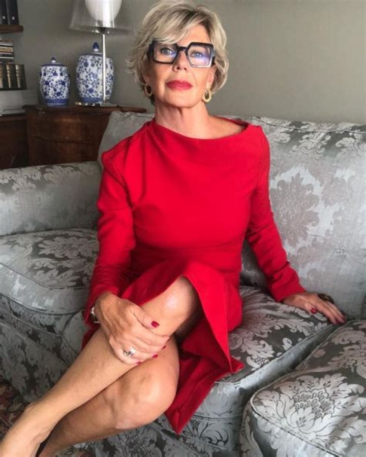 Pin on mature sexy ladies