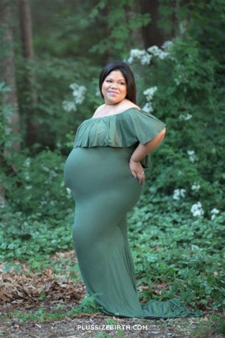 Plus Size and Pregnant Dresses Images 2022