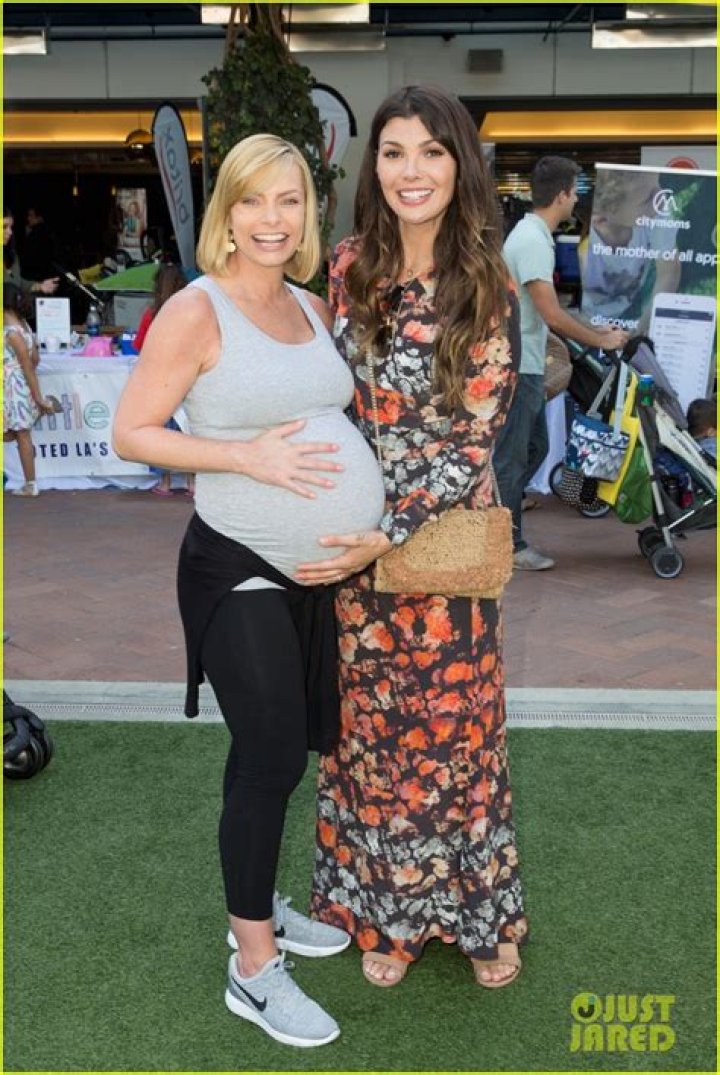 Pregnant Jaime Pressly Expecting Twin Boys With Hamzi Hijazi E! News