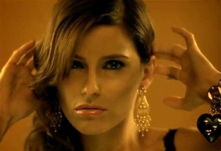 Promiscuous World Ten Years Ago, Nelly Furtado's 'Loose' Ate Music