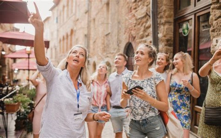 Qualities Your Tour Guide Should Have Gateway To Charlottesville