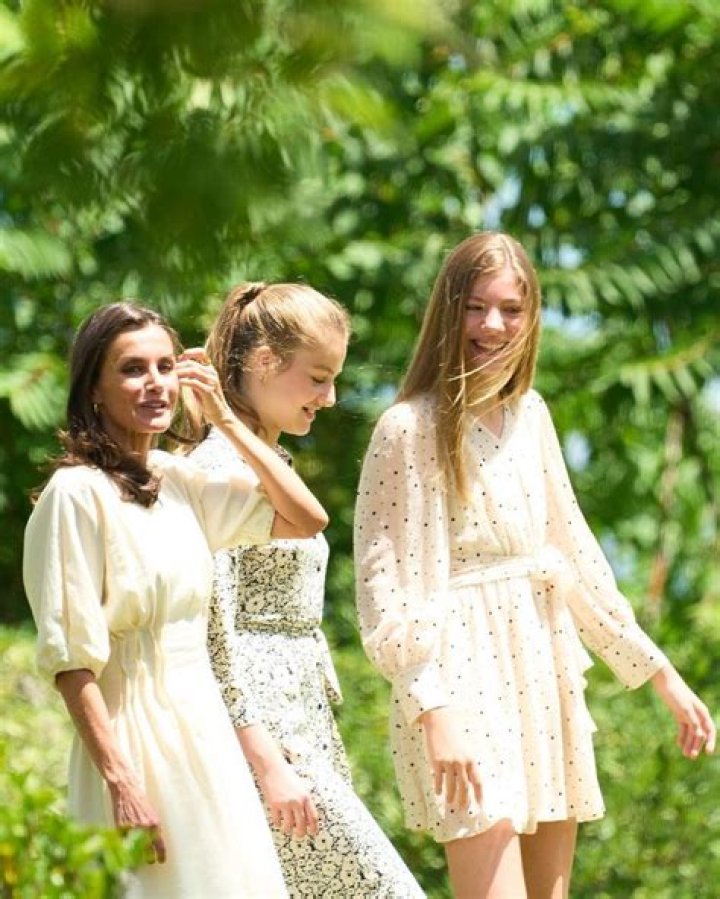 Queen letizia princess leonor and infanta sofia in santiago Artofit