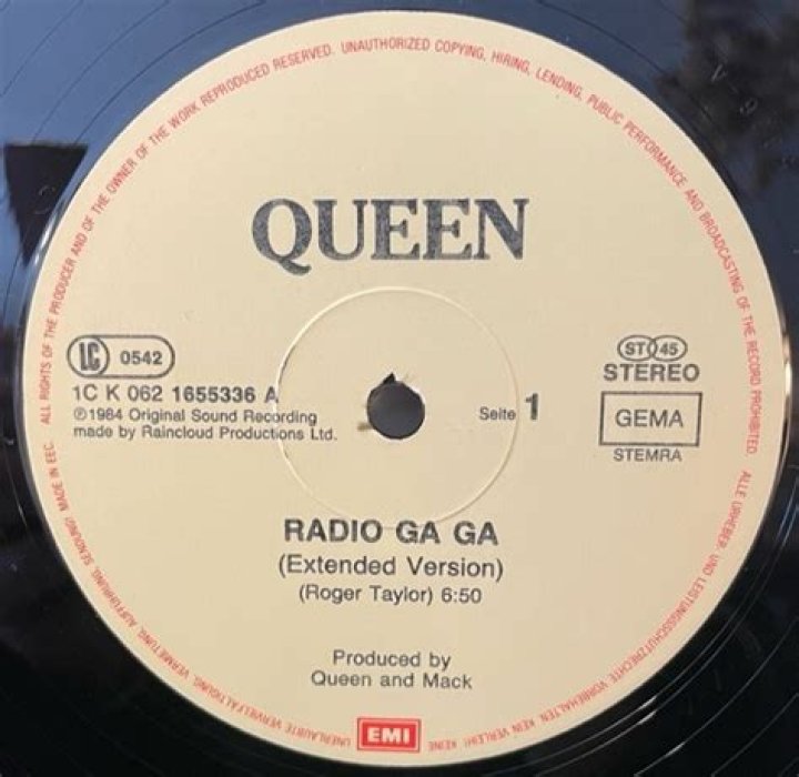 Queen Radio Ga Ga (Only vocals) YouTube