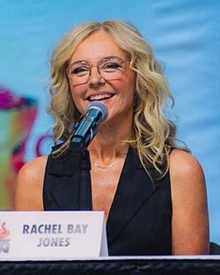 RACHEL BAY JONES at God&rsquo;s Love We Deliver, Golden Heart Awards in New