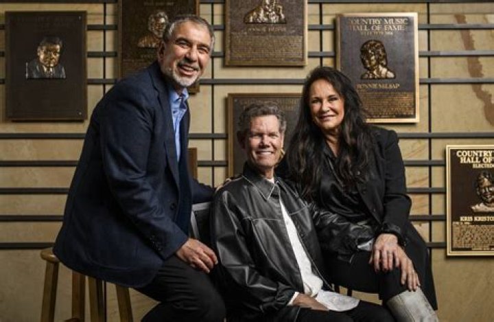 Randy Travis, After Stroke, Finds Voice in a Memoir WSJ
