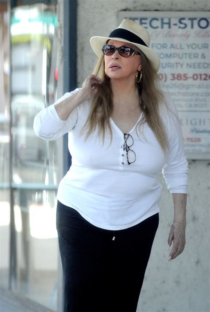 Raquel Welch Last Funeral video,Raquel Welch last Journey YouTube