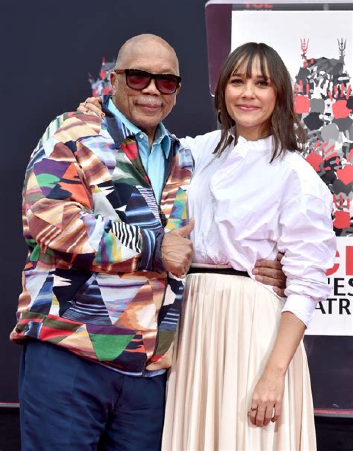 Rashida and Kidada Jones Celebrities Who Look Like Their Siblings