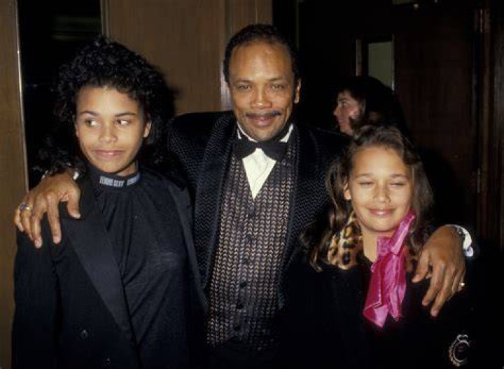 Rashida Jones & Her Siblings Quincy Jones Was a Different Dad to Each