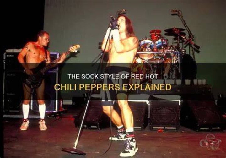 Red Hot Chili Peppers versiona "Smells Like Teen Spirit" de Nirvana
