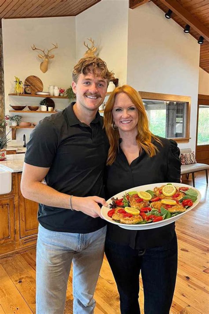 Ree Drummond Celebrates Nephew Stuart's Last Day Filming Pioneer Woman