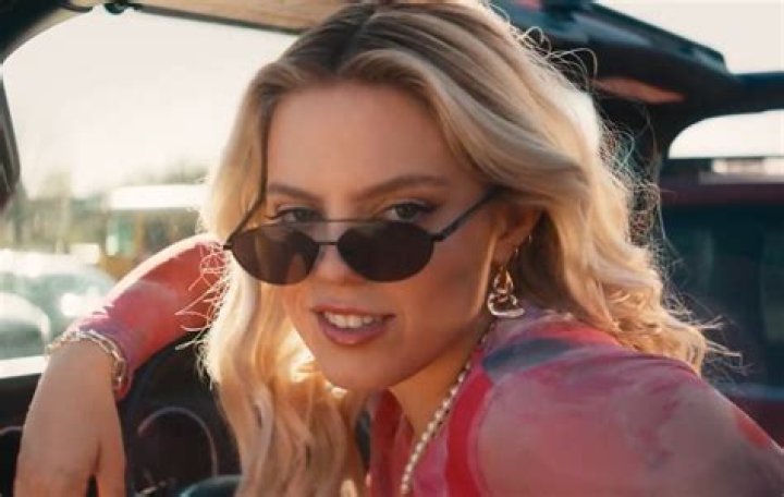 Renee Rapp 'Snow Angel' Album Songs, Lyric Breakdown J14
