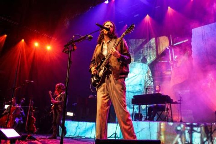 Review Hozier bares his roots in &lsquo;Unreal Unearth&rsquo; tour The