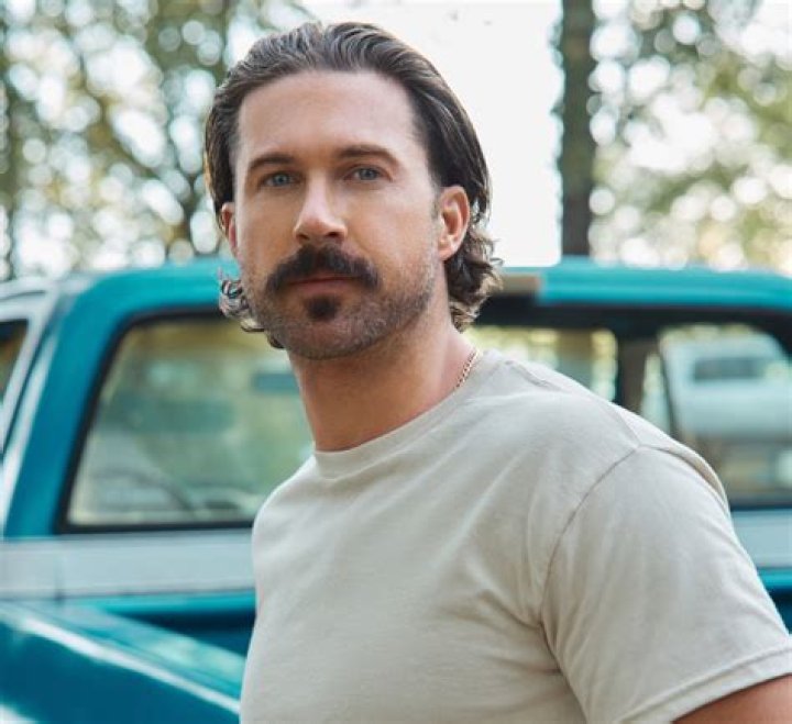 riley green