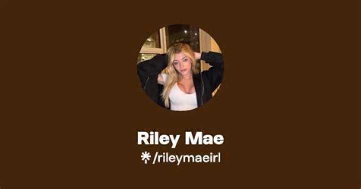 Riley Mae Onlyfans Leak Riley Mae Lewis 29