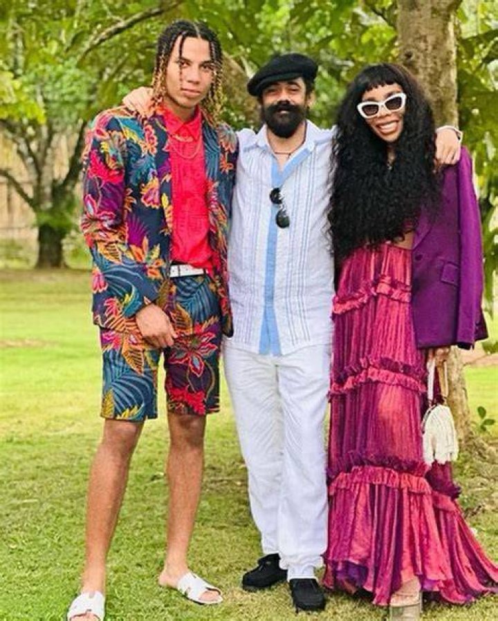 Rita, Cedella and Damian Marley in Jamaica TGM Radio