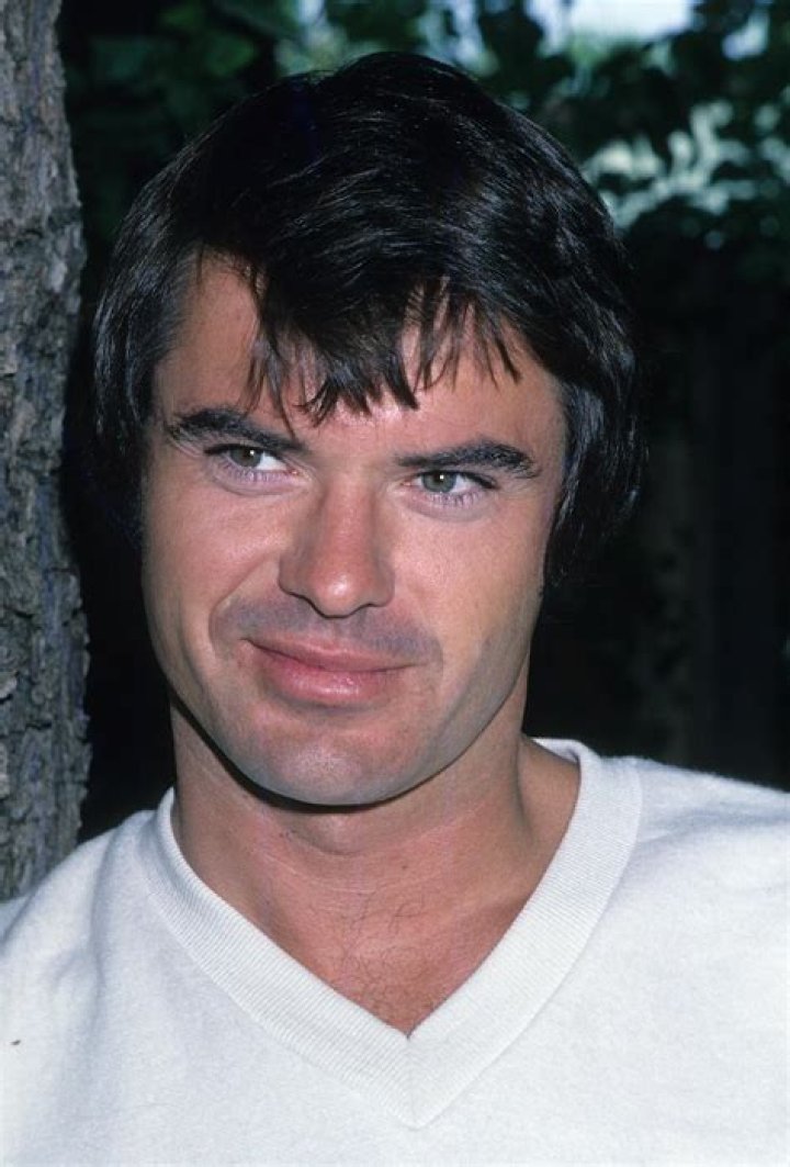 Robert Urich as 'Detective Dan Tanna' in Vega (197881, ABC) Old tv