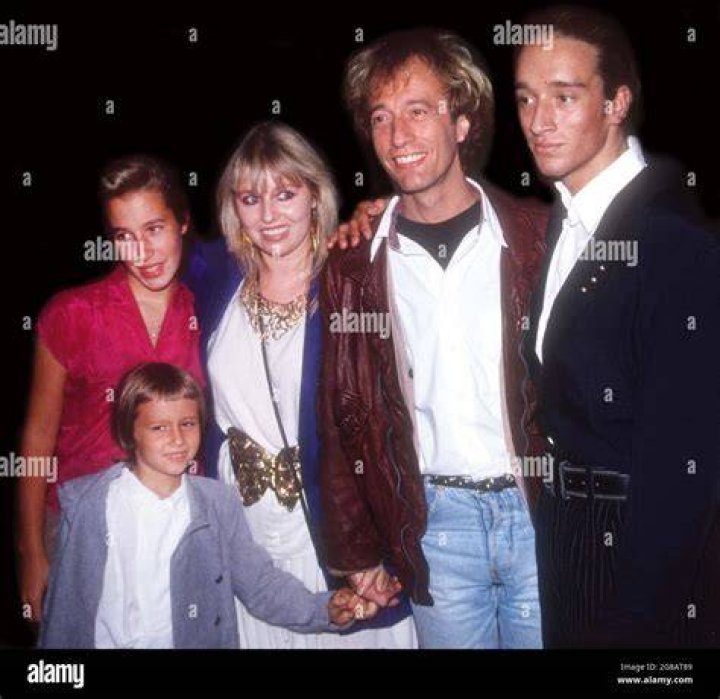 Robin gibb family immagini e fotografie stock ad alta risoluzione Alamy