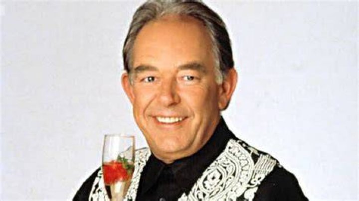 Robin Leach