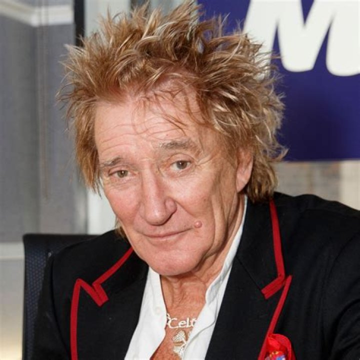 Rod Stewart supports son in the sweetest way and just look at his