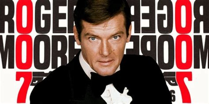Roger Moore l&rsquo;agent 007 a tir&eacute; sa r&eacute;v&eacute;rence Elle