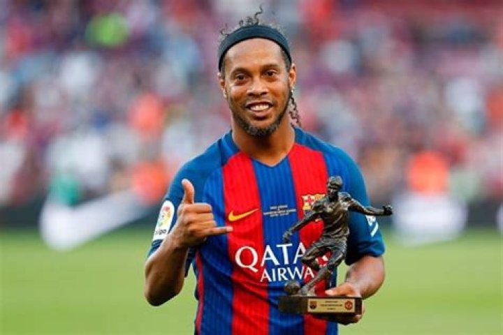 Ronaldinho Net Worth February 2024, Salary, Age, Siblings, Bio