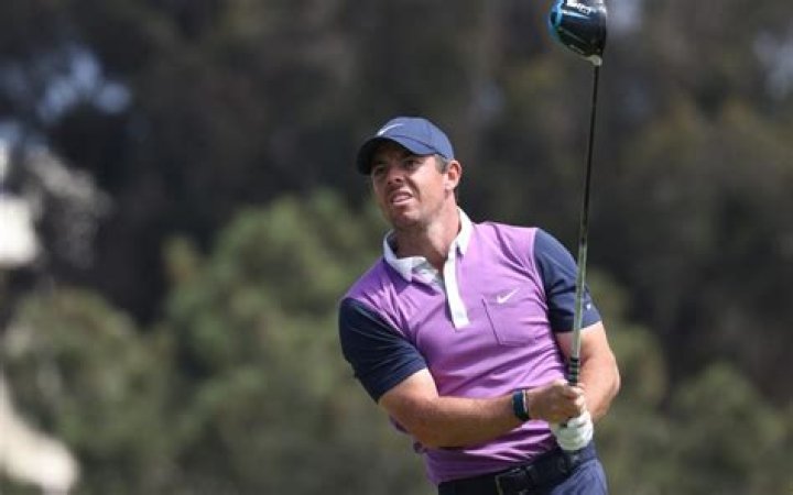Rory McIlroy Height How Tall is the Golf Superstar? Nick Lachey