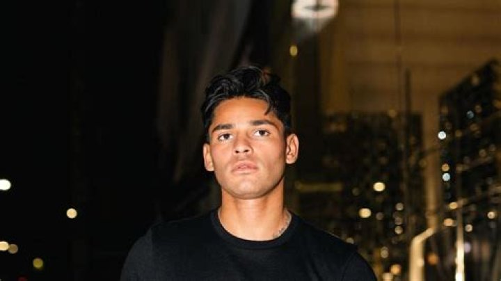 Ryan Garcia Proposes To Adult Film Star Savannah Bond Ahead Of Devin