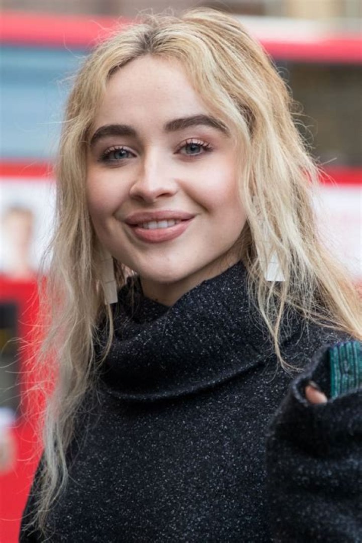 Sabrina Carpenter Latest Photos CelebMafia