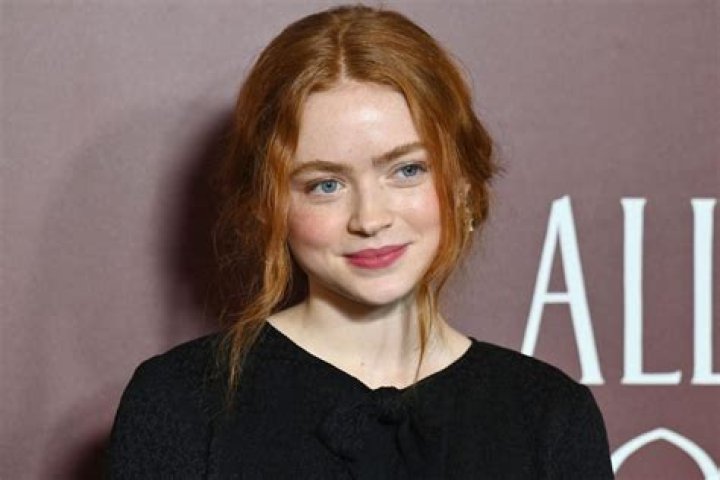 Sadie Sink Talks Kate Spade, Turtleneck Outfits, and Adult Style