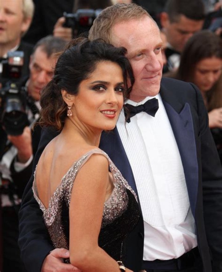 Salma Hayek Movies, Age, Husband, Net Worth, Profession, Family