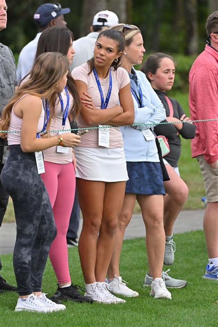 Sam Alexis Woods at PNC Championship 2022 Pops in Pink & Converse