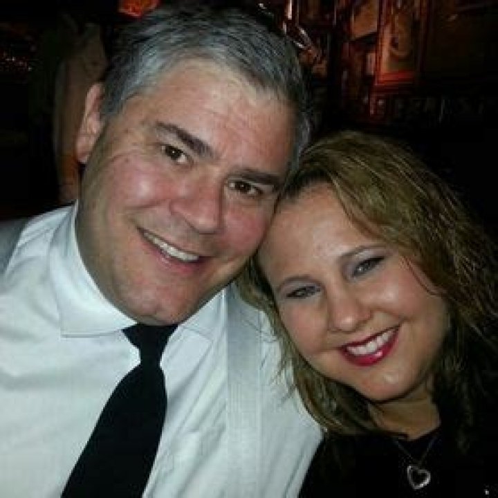 Sarah Dryer's Instagram, Twitter & Facebook on IDCrawl