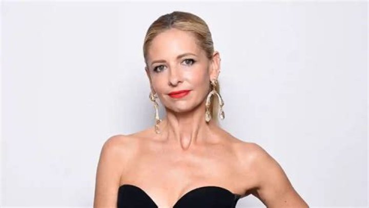 Sarah Michelle Gellar Age Height, Family, Husband, Net Worth